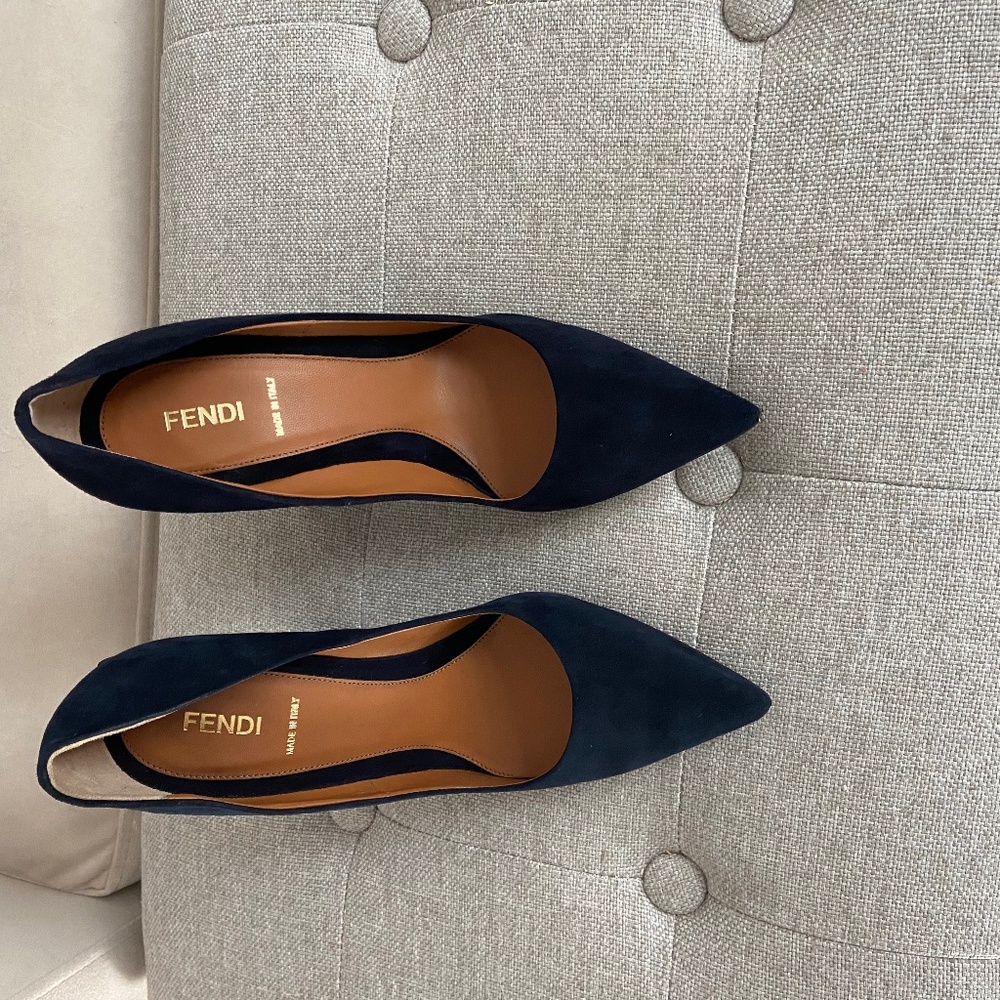 Fendi navy suede block heels